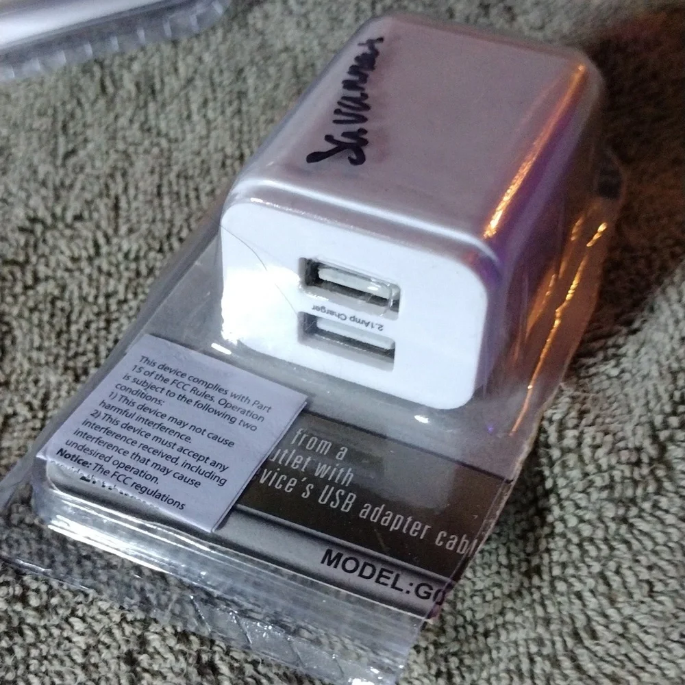 Iphone Charger & dual box